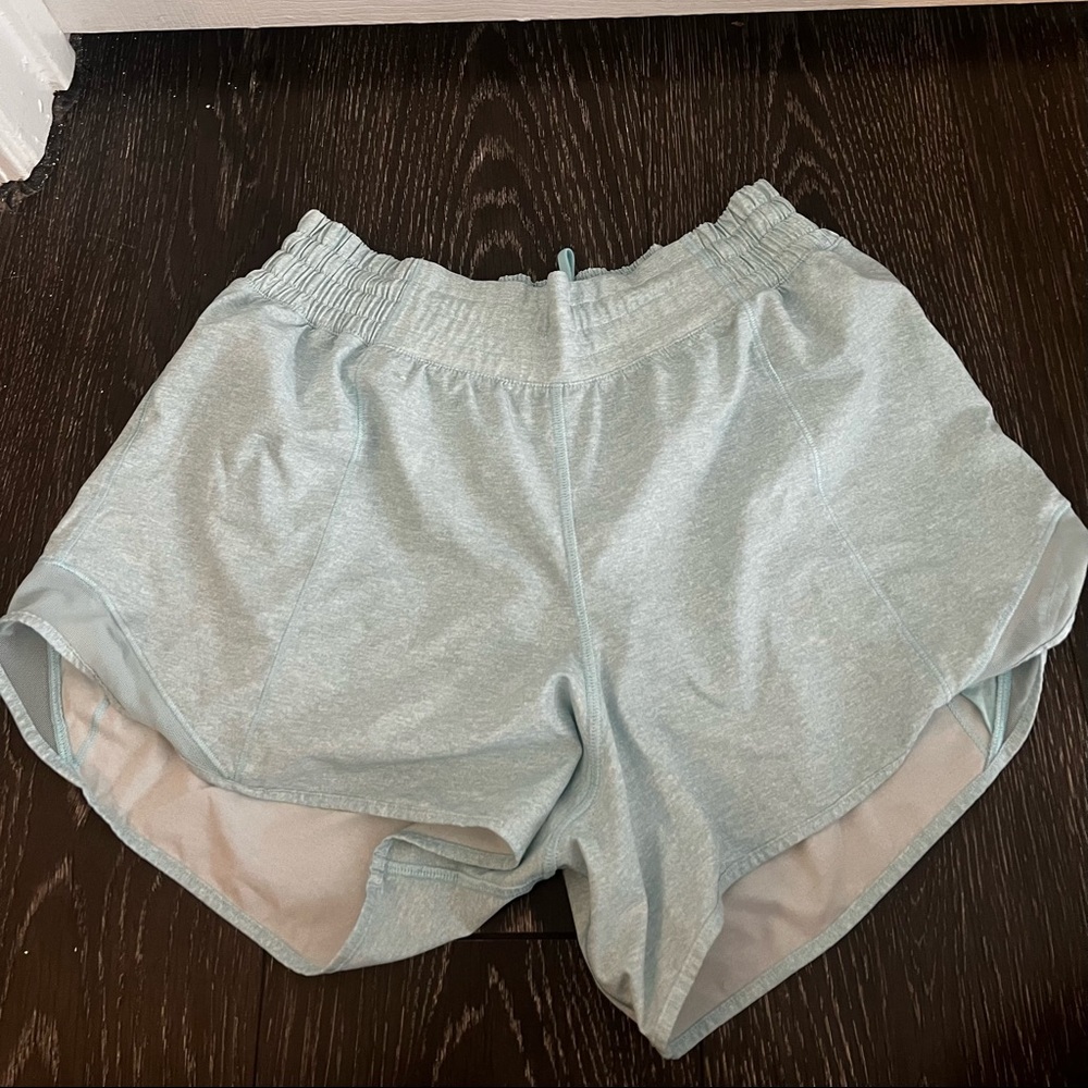 lulu lemon hotty hot 4inch shorts